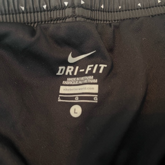 Nike Women's Grey Running Shorts - Picture 3 of 3